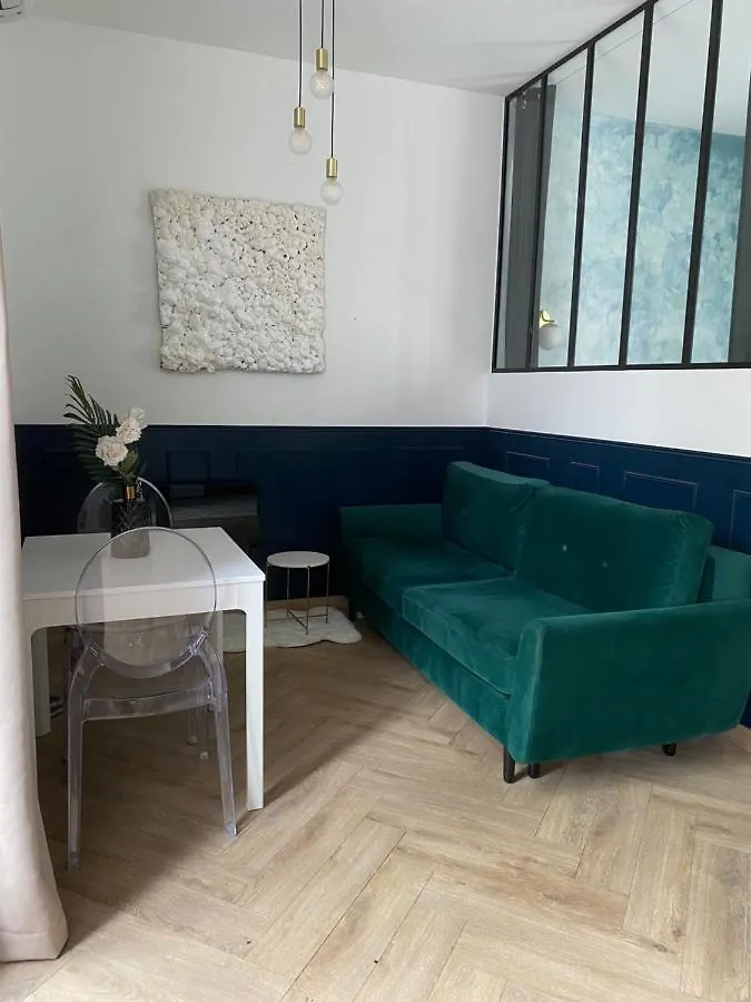 Appartement La Suite Dandy - Beau T2 -Terrasse, Parking gratuit, Climatisation Bagnères-de-Bigorre France